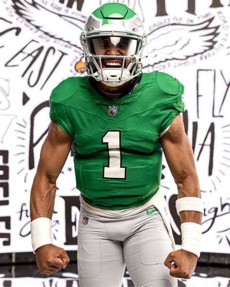 eagles kelly green leak|Philadelphia Eagles Unveil Kelly Green Throwback。